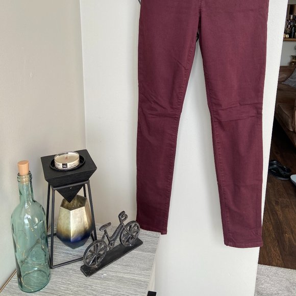 Joe's Skinny Burgundy Jean - Picture 3 of 5